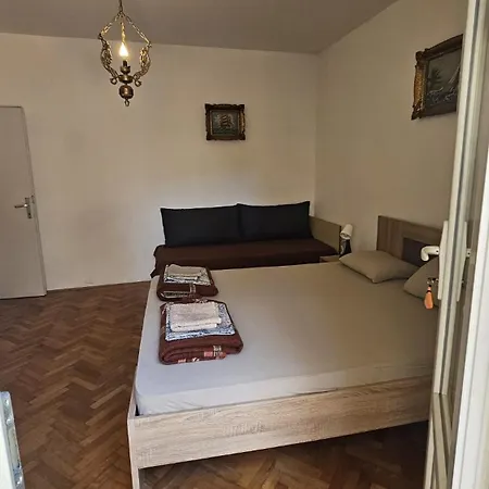 Apartment Radenovic, Soba